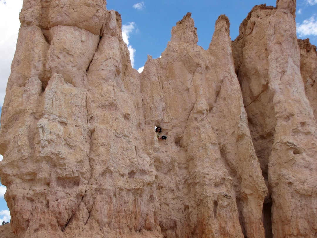 How to Climb Faster in Crimson Desert