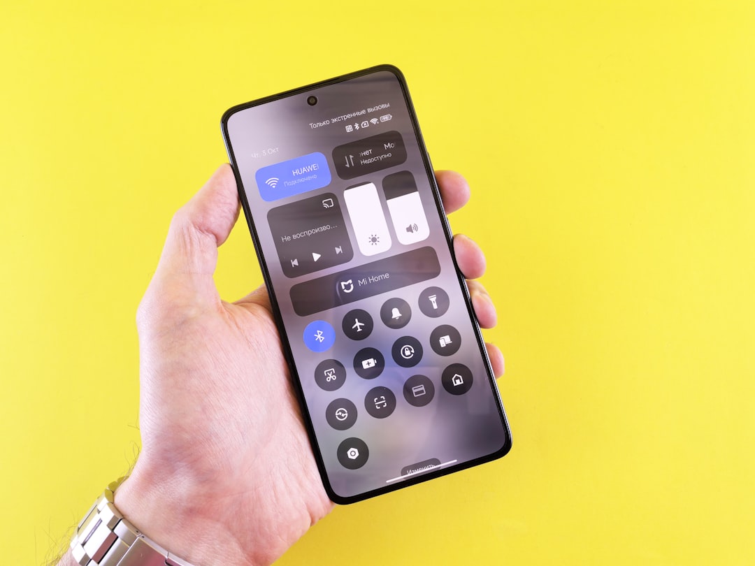 Why Android Beats iOS in Usability and Notification Management