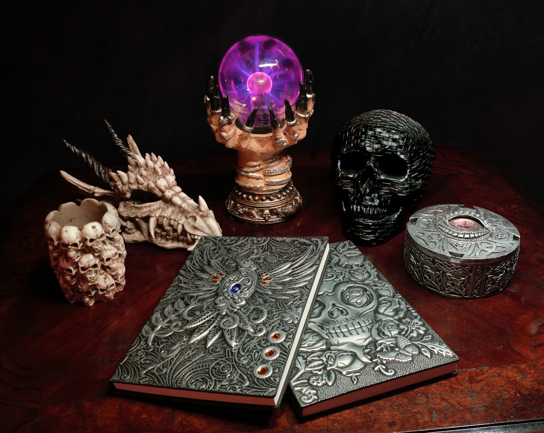 The Blood of Dawnwalker Collector's Edition trailer unveils exclusive items