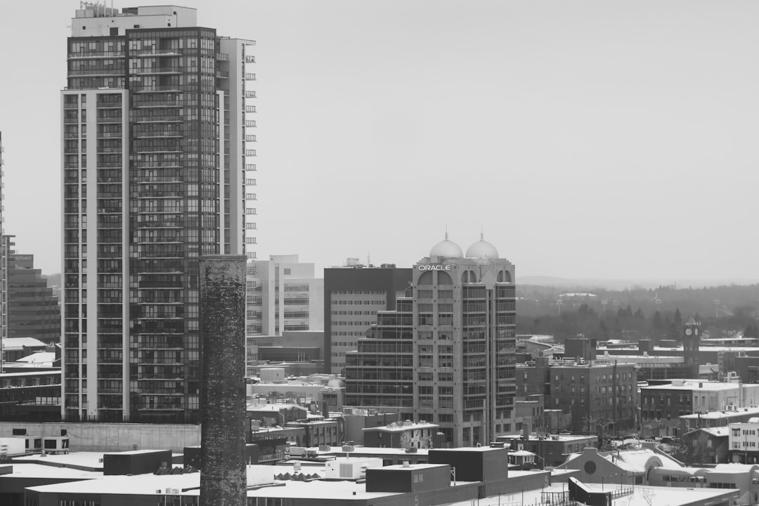 Reports: Oracle announces mass layoffs