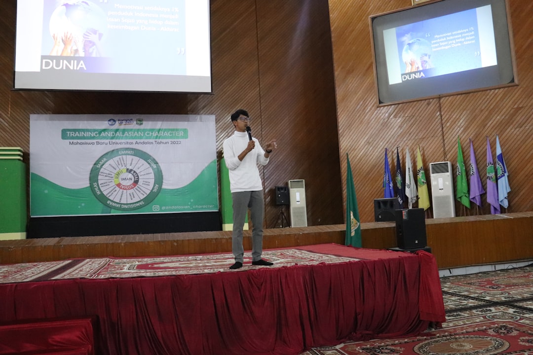 HHS Secretary Robert F. Kennedy Jr. highlights tribal health initiatives in Phoenix visit