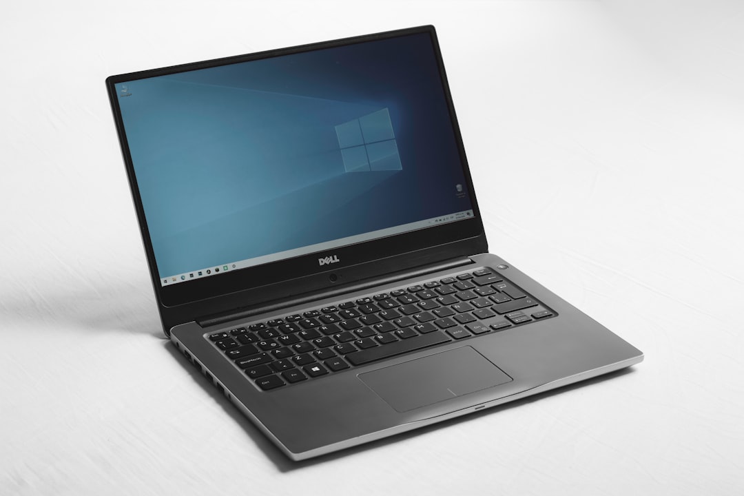 Dell Pro Max 16 Premium Review: A High-End Laptop in 2025